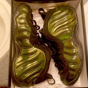 Nike Air Foamposite one  “Legion green”